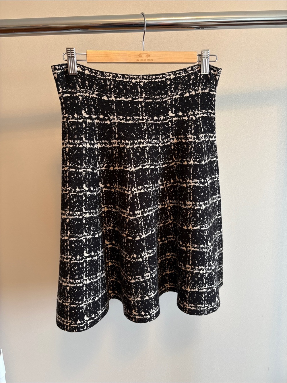 Max Studio Black and Cream Printed Skirt.